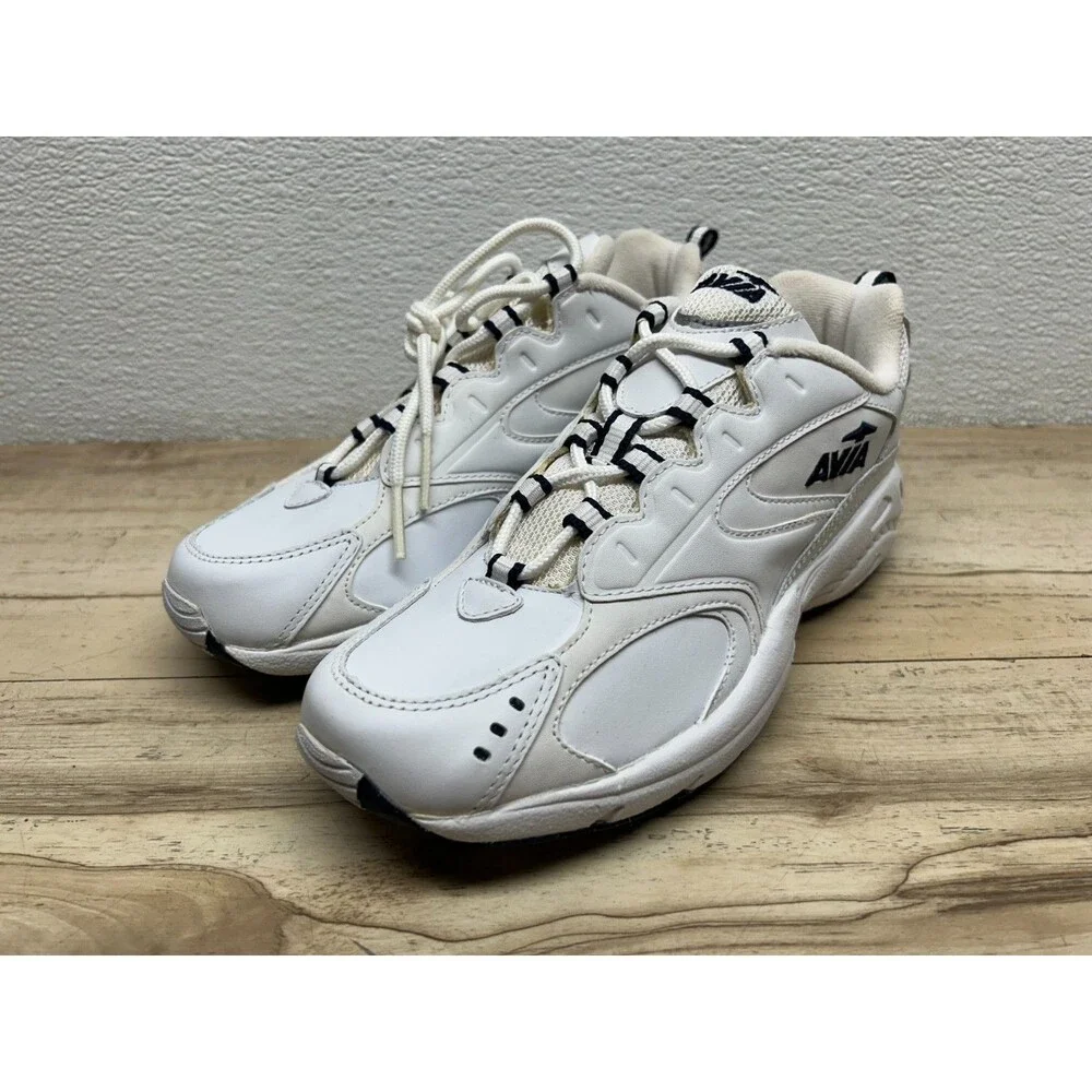 Vtg 2000s AVIA 2020WWD Women's Training Sneakers White Athletic Shoes Size 7